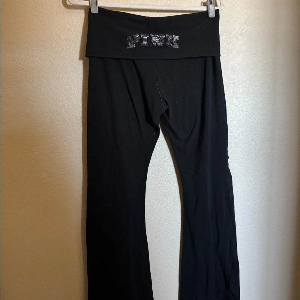 PINK‎ Victoria's Secret Rhinestone Embezzled Fold Over Flare Leggings Sz L Black